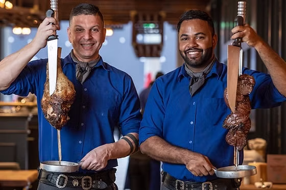 afff66d5-5c5d-4a0d-9830-a1fcfaca8ee1-1